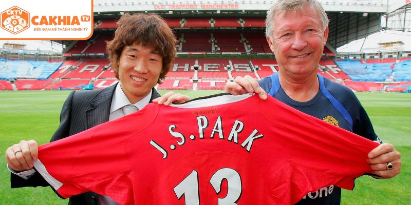 Park Ji-sung - Mãnh Ghép Hoàn Hảo Của Một Quỷ Đỏ Hào Hùng 4 Phong cách thi đấu và tầm ảnh hưởng của Park Ji-sung