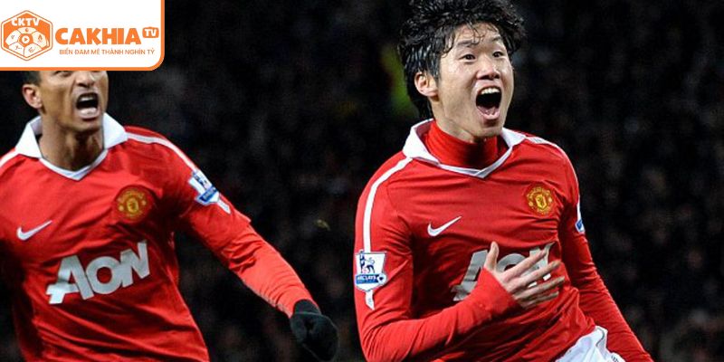 Park Ji-sung - Mãnh Ghép Hoàn Hảo Của Một Quỷ Đỏ Hào Hùng 3 Sự nghiệp thi đấu đỉnh cao của ngôi sao châu Á