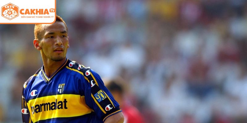 Hidetoshi Nakata Và Hành Trình Biểu Tượng Bóng Đá Nhật Bản 2 Tiểu sử của Hidetoshi Nakata